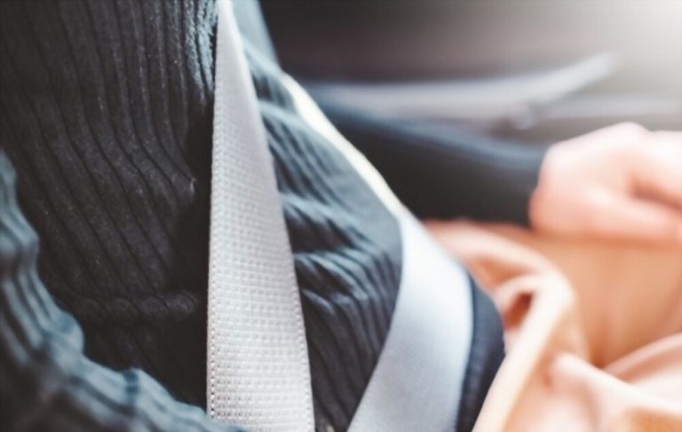 Where Should Shoulder Straps Be On Car seat?
