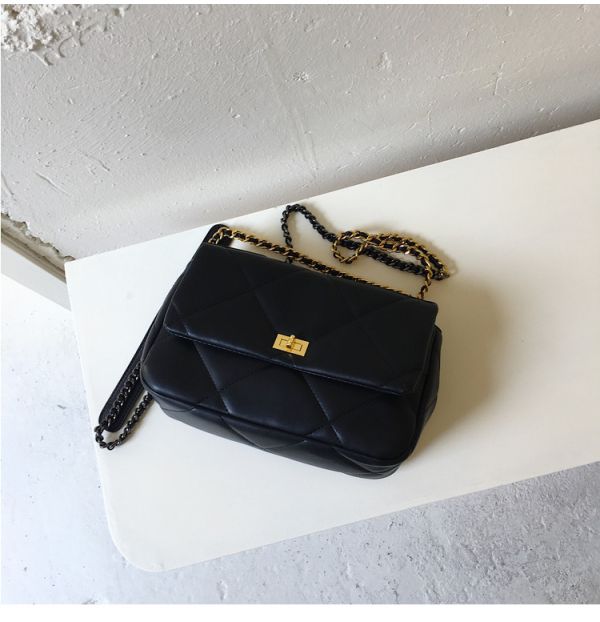 Designer Inspired Diamond Quilted Shoulder Bag